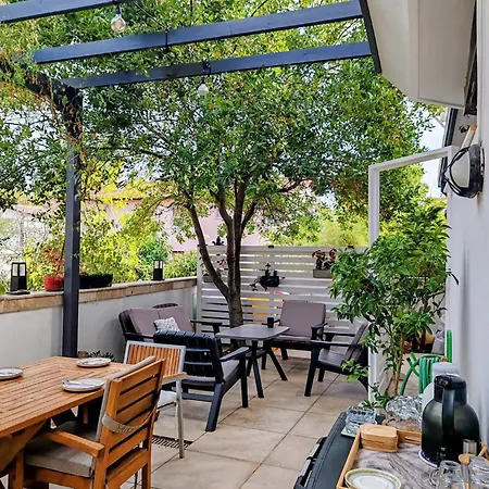 Couette-café Villaskalaurla 3*