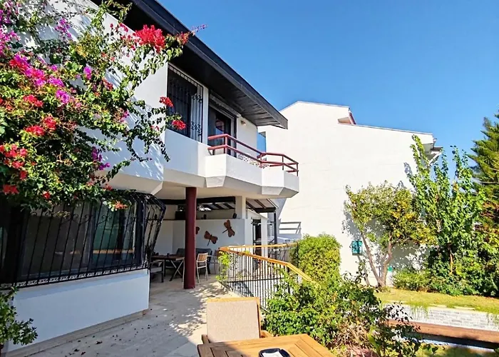 Bed & Breakfast Villaskalaurla 3*